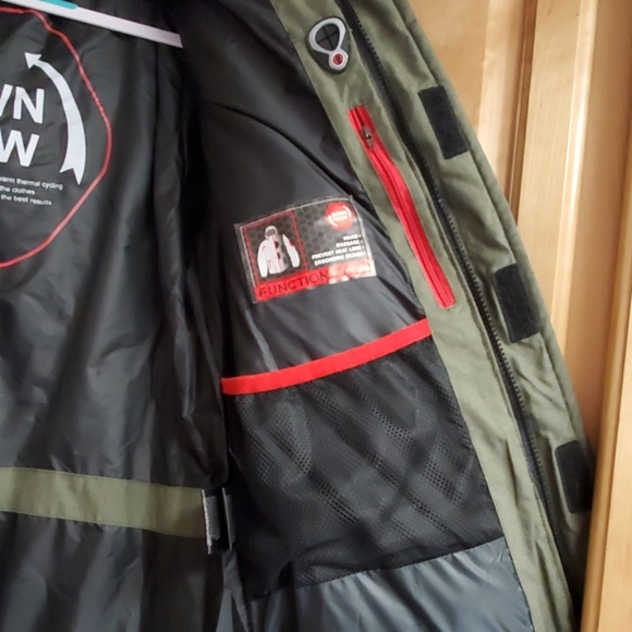 NWOT FKOW Down Ski Jacket W/Removable Hood Size M - Picture 6 of 8